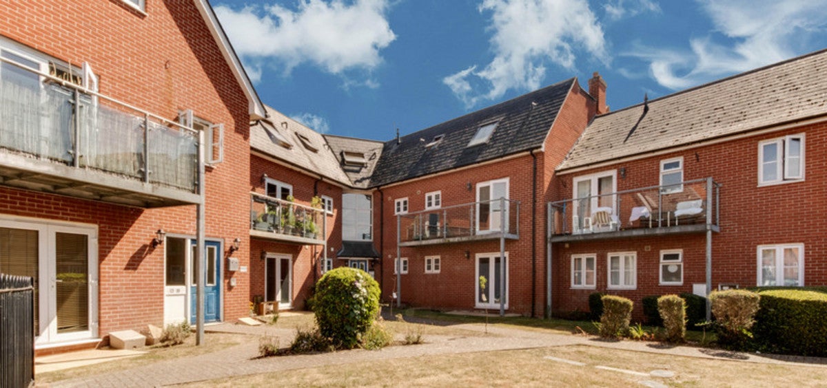 Flat Mersea Road in Colchester