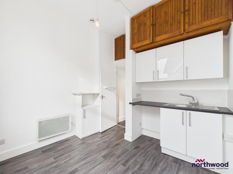 Flat Magdalen Road in St Leonards