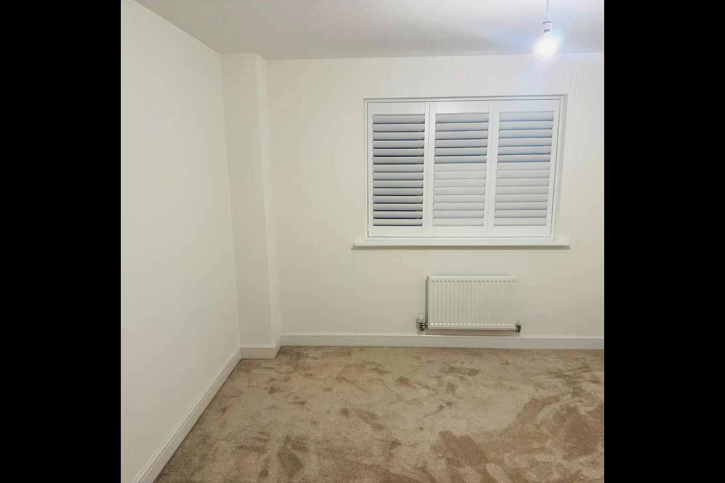 Room Farmstead Road in Ashford