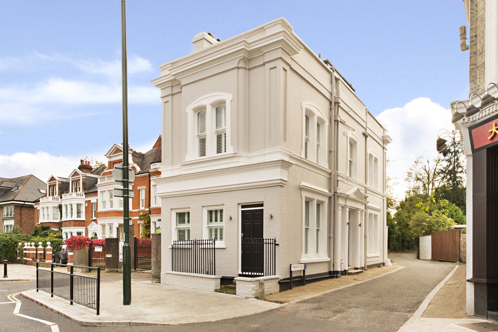 House Friars Stile Road in Greater London