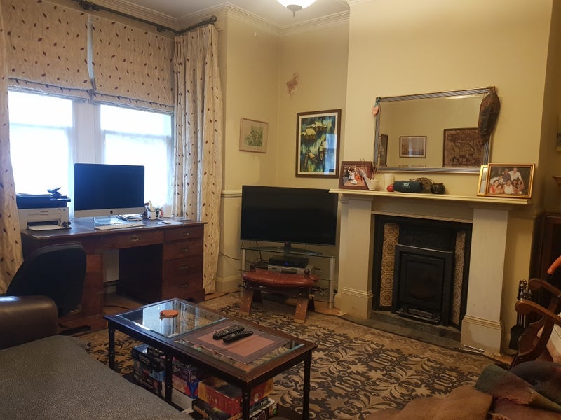 Room Rosemary Avenue in Greater London