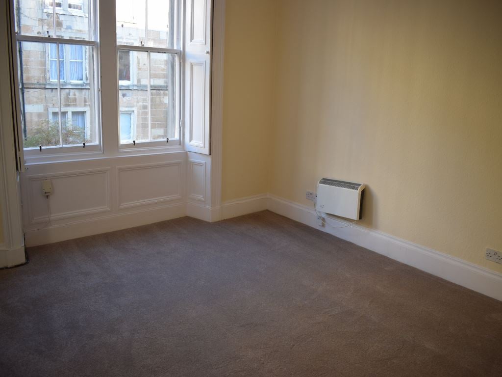 Flat Caledonian Place in City of Edinburgh