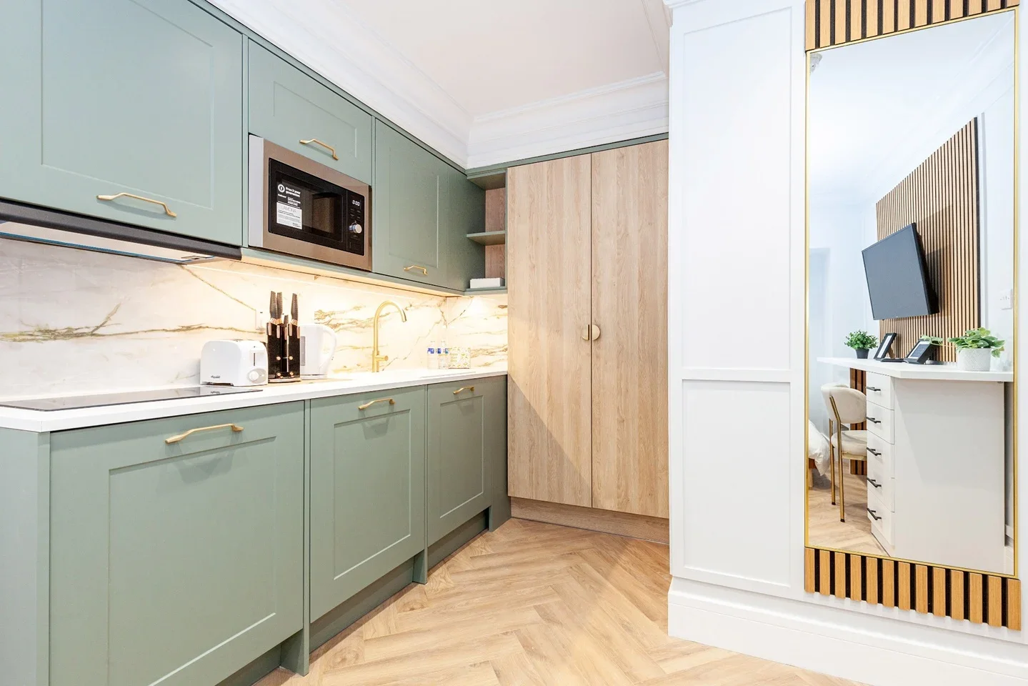 Flat Sale Place in City of Westminster