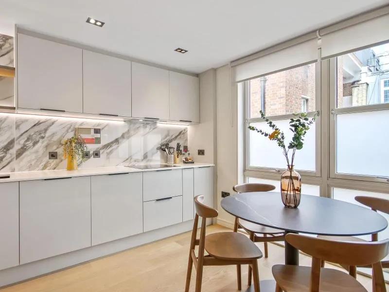 Flat Bow Lane in London