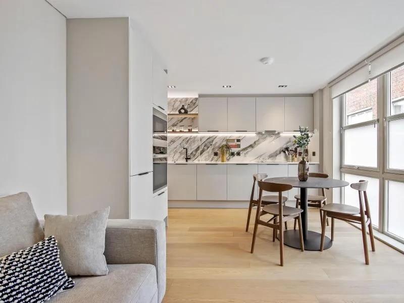 Flat Bow Lane in London