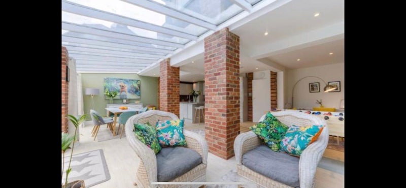 Room Robin Hood Way in Greater London
