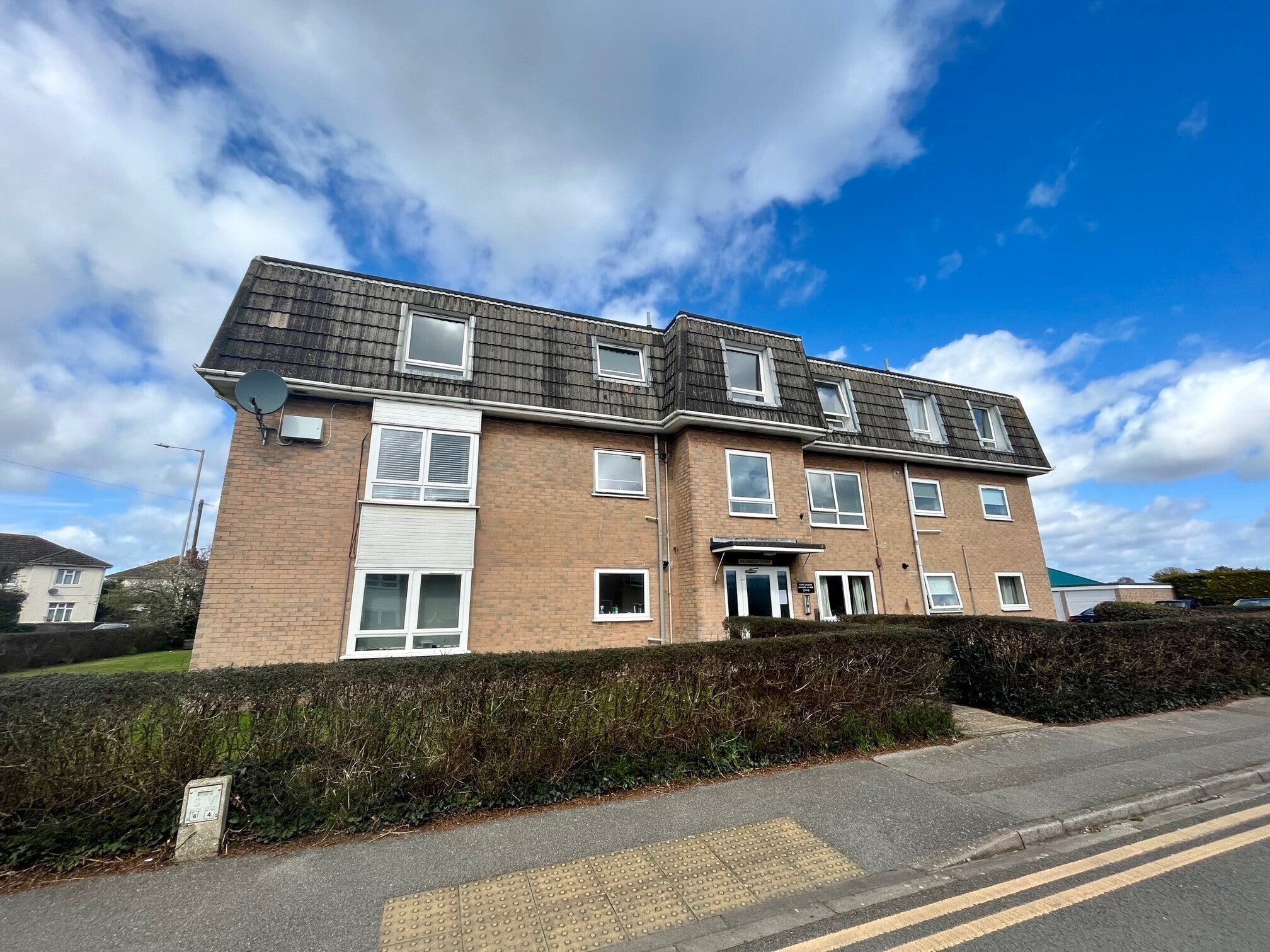 Flat Fairmile Road in Christchurch