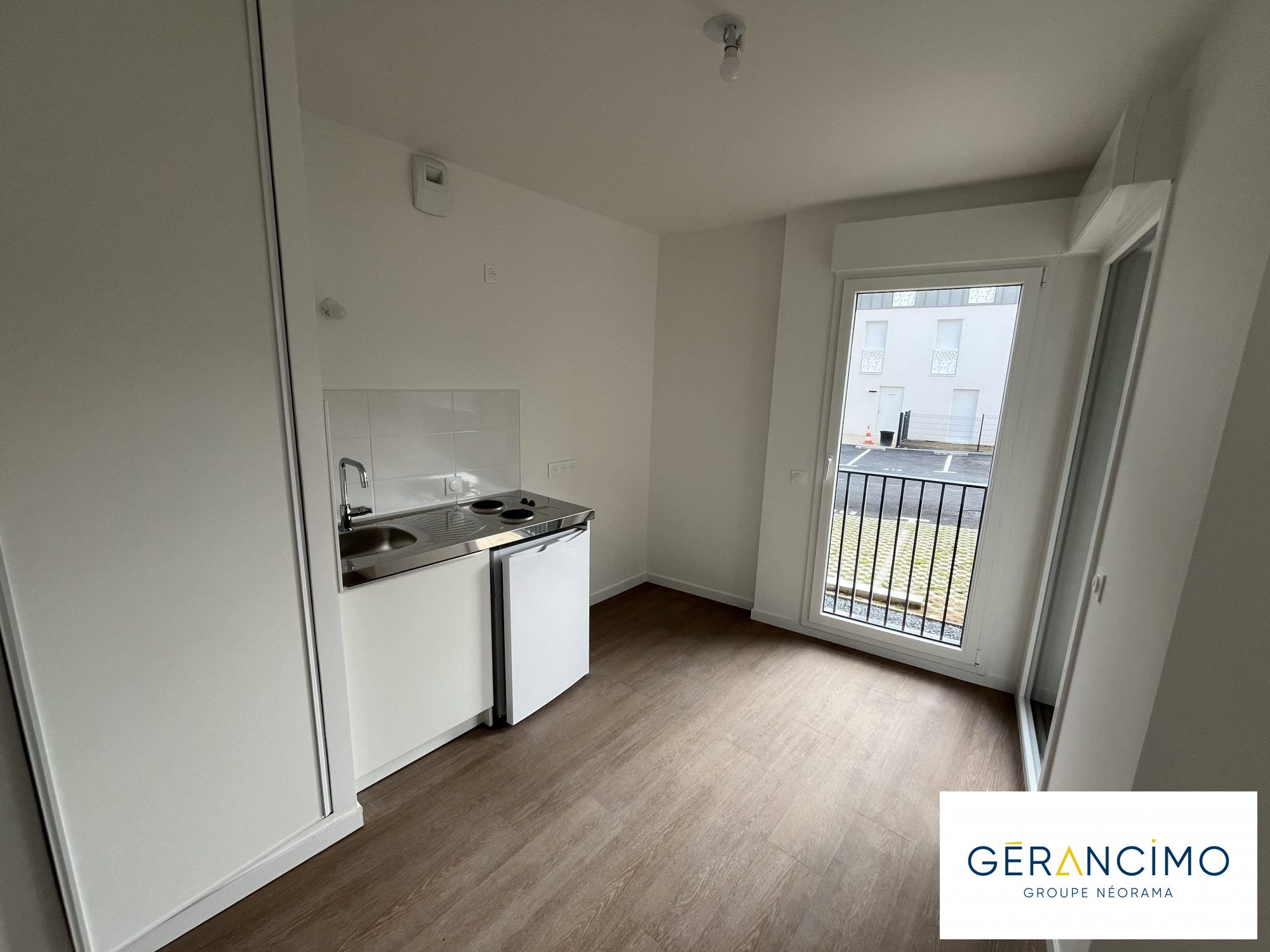 Flat Rue des Frères Lumière in Caen