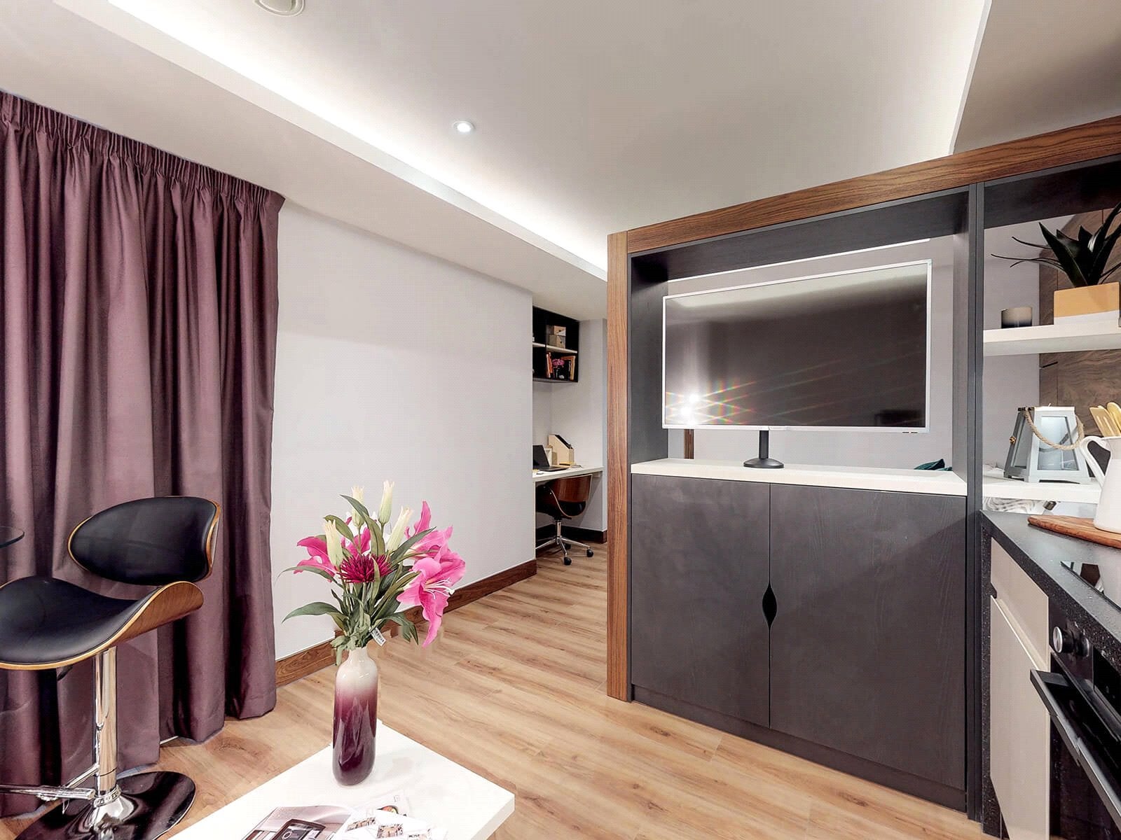 Flat Cookridge Street in Leeds
