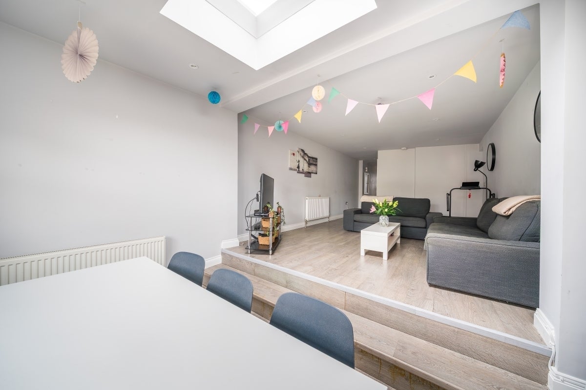 House Kellino Street in Greater London