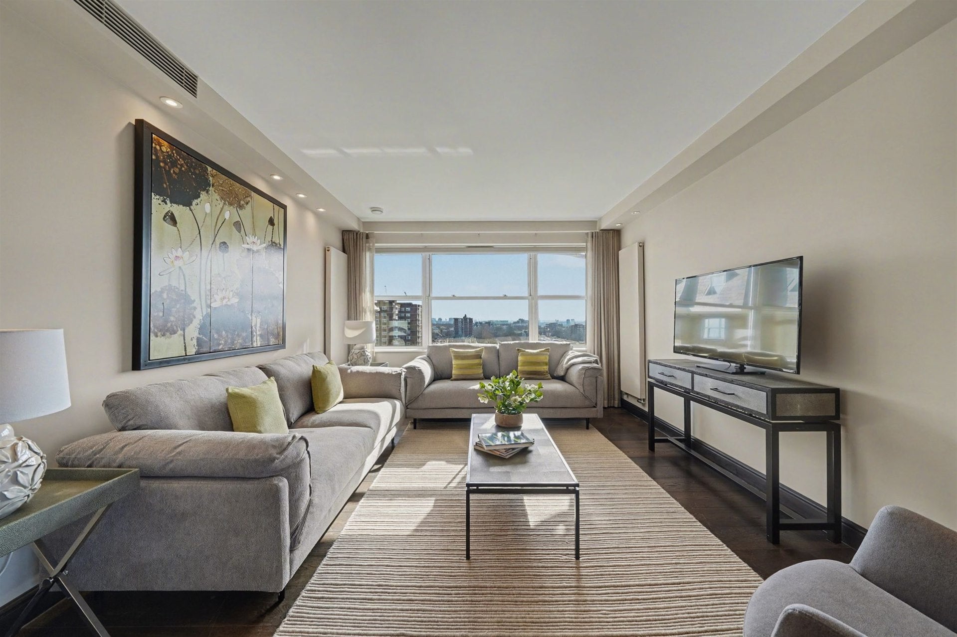 Flat Boydell Court in Greater London