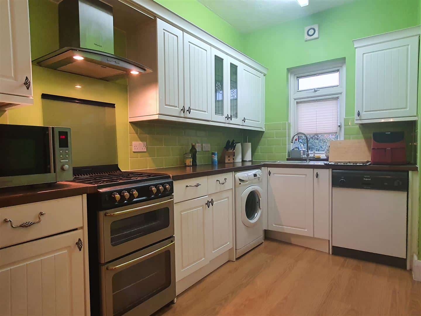 House Falmouth Gardens in Greater London
