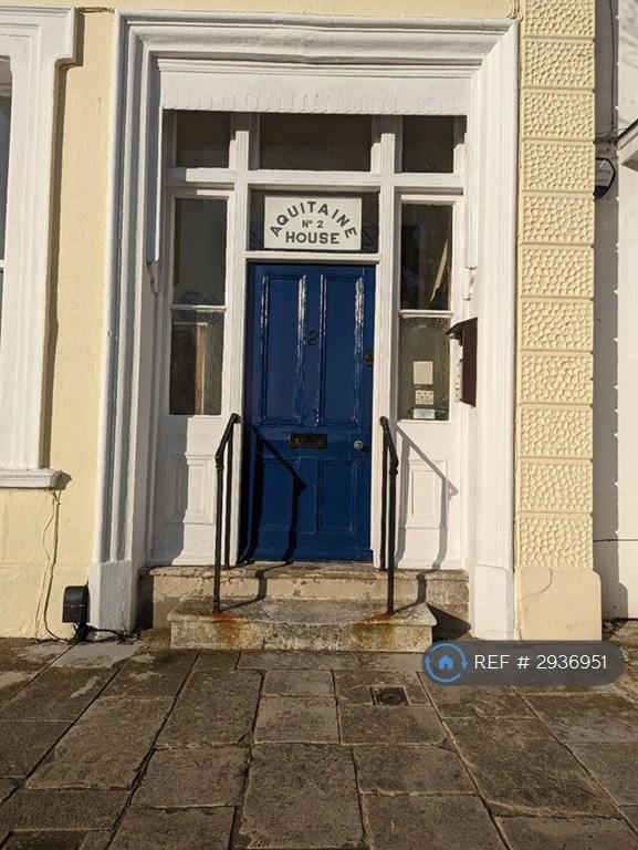 Flat Battery Row in Portsmouth