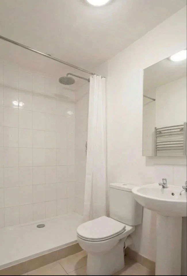 Room Palace Gates Road in Greater London