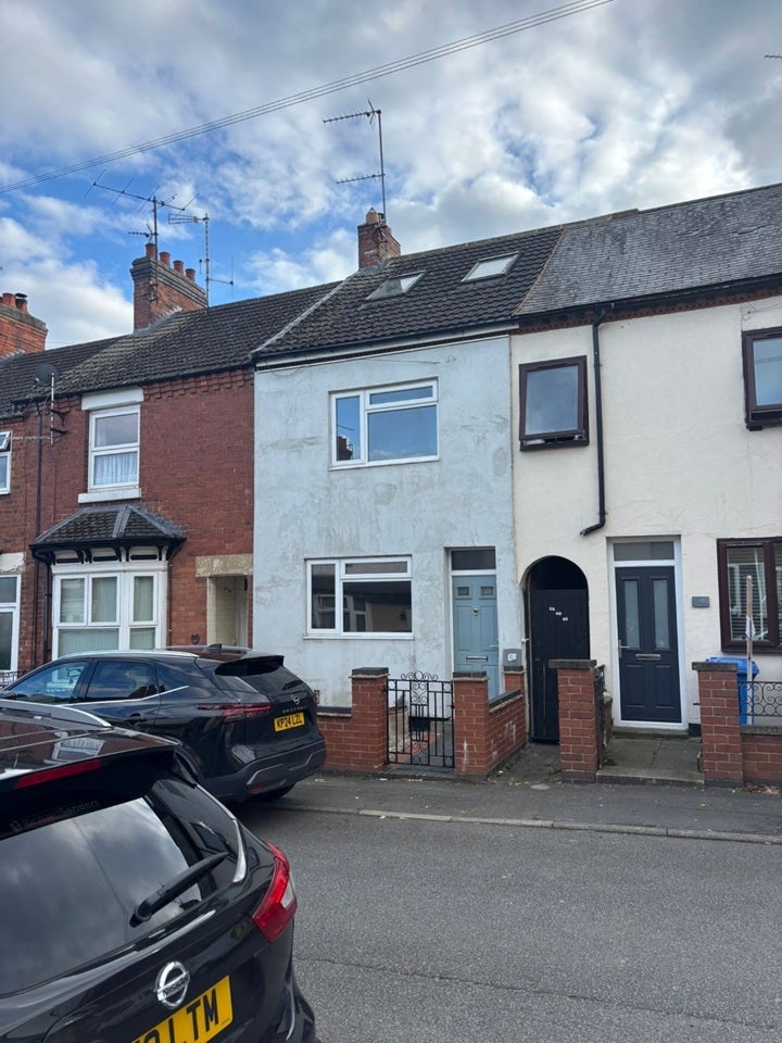 House Queen Street in Desborough