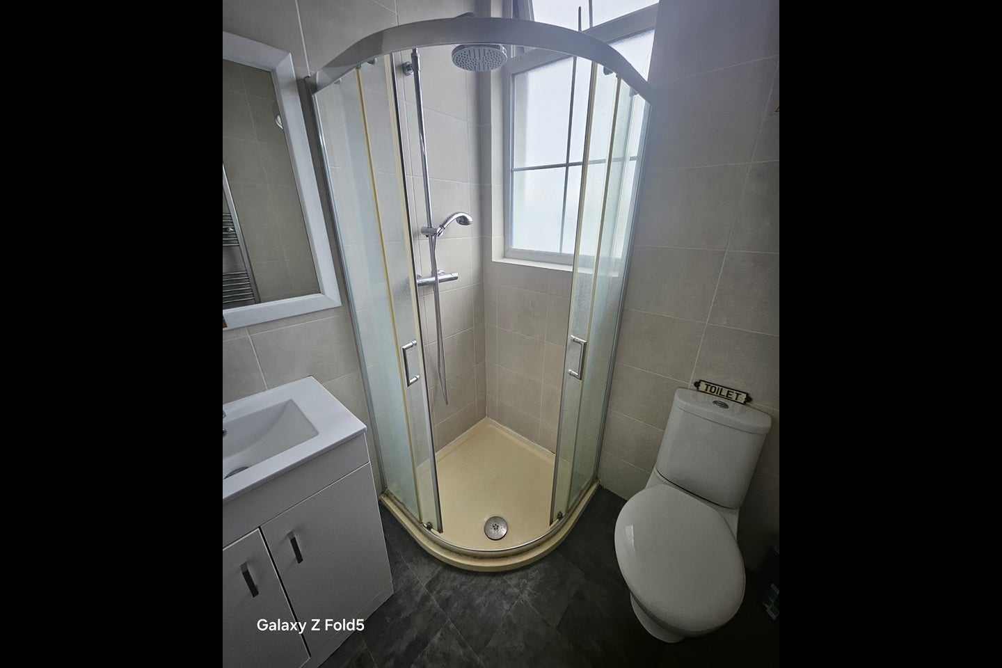 Room Bedfont Road in Greater London