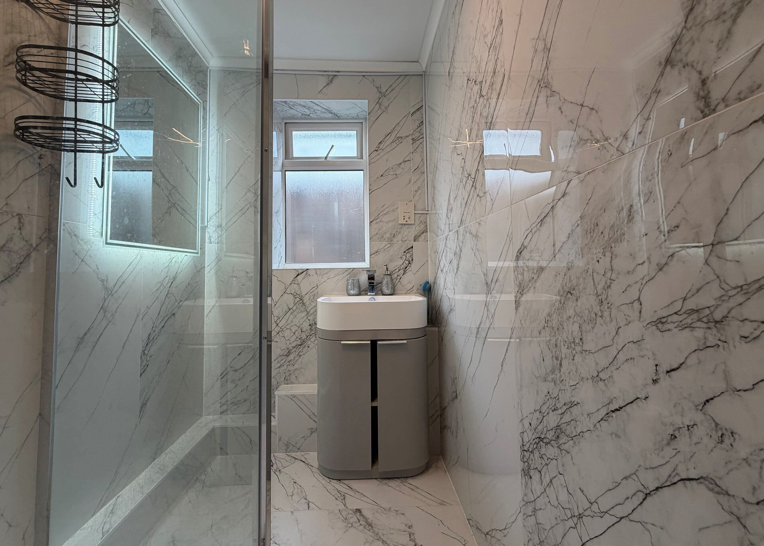 Flat Bath Road in Worthing