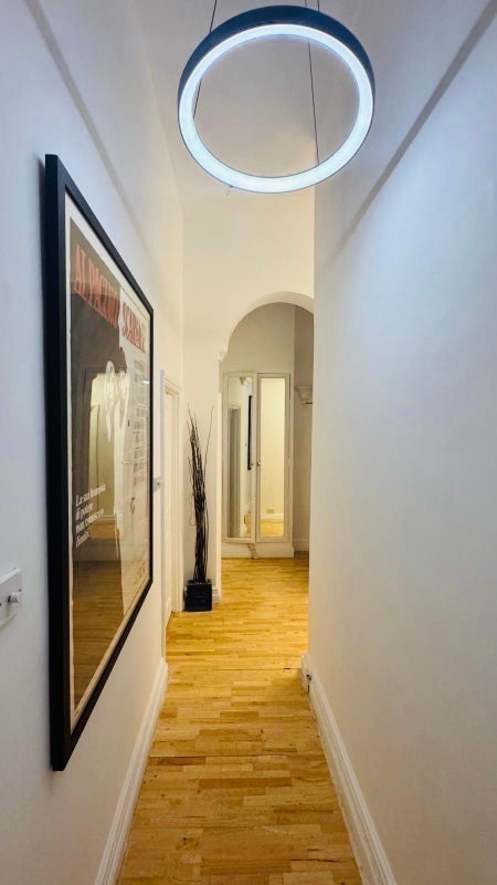 Room Finchley Road in Greater London
