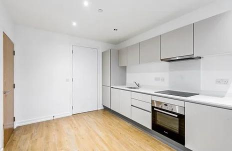 Flat Bond Way in Bracknell