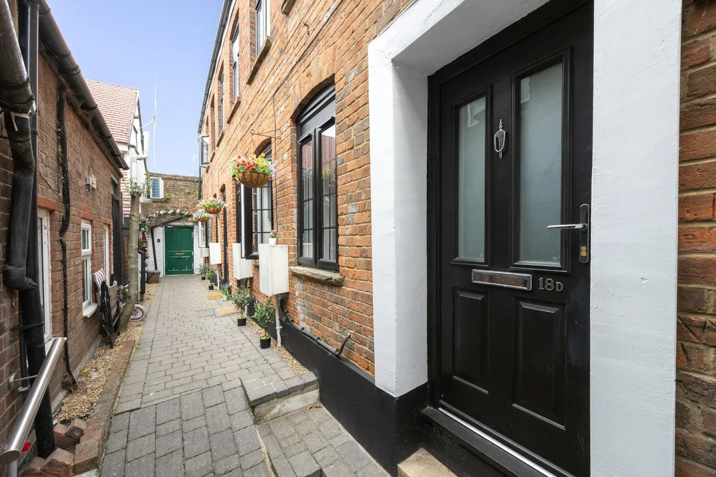 Flat Lewins Yard in Chesham