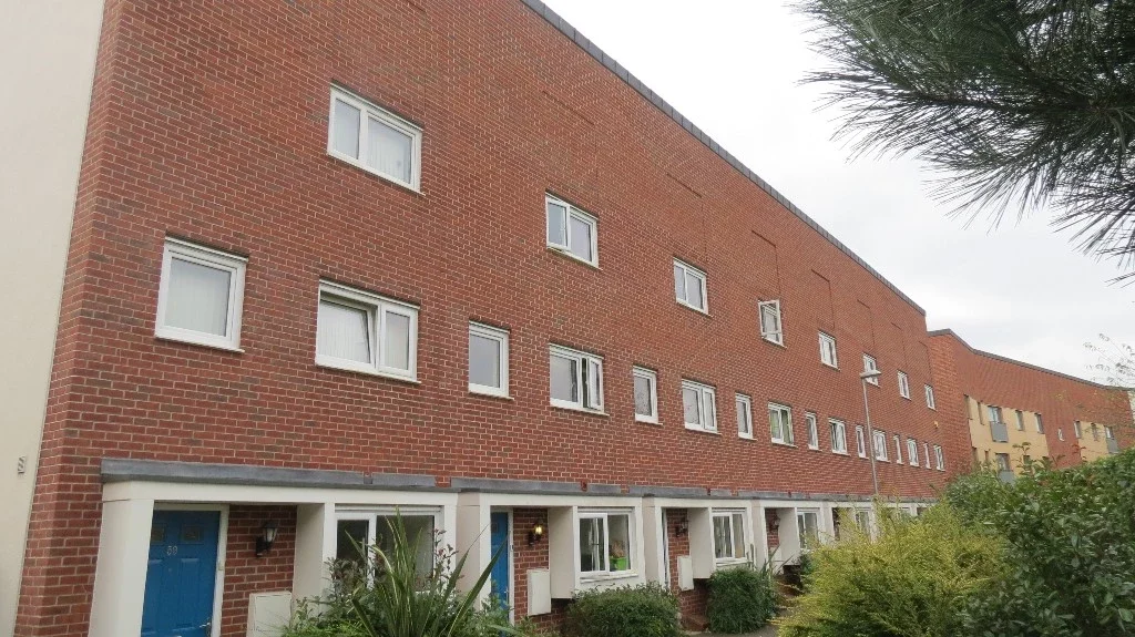 Room Aviation Avenue in Welwyn Hatfield