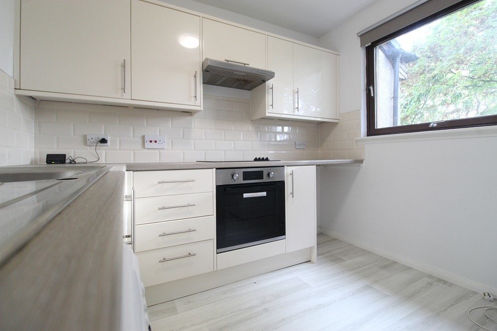Flat Headland Court in St Ives