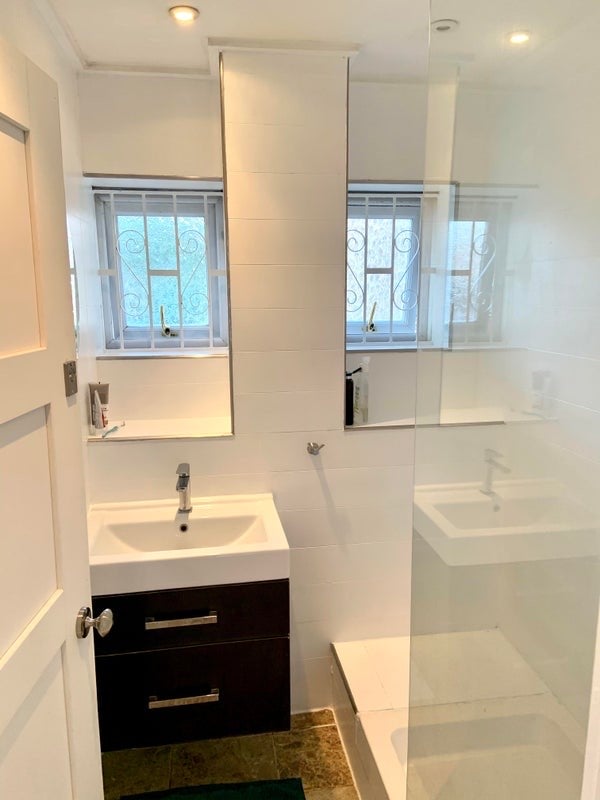 Room Cavendish Street in Greater London