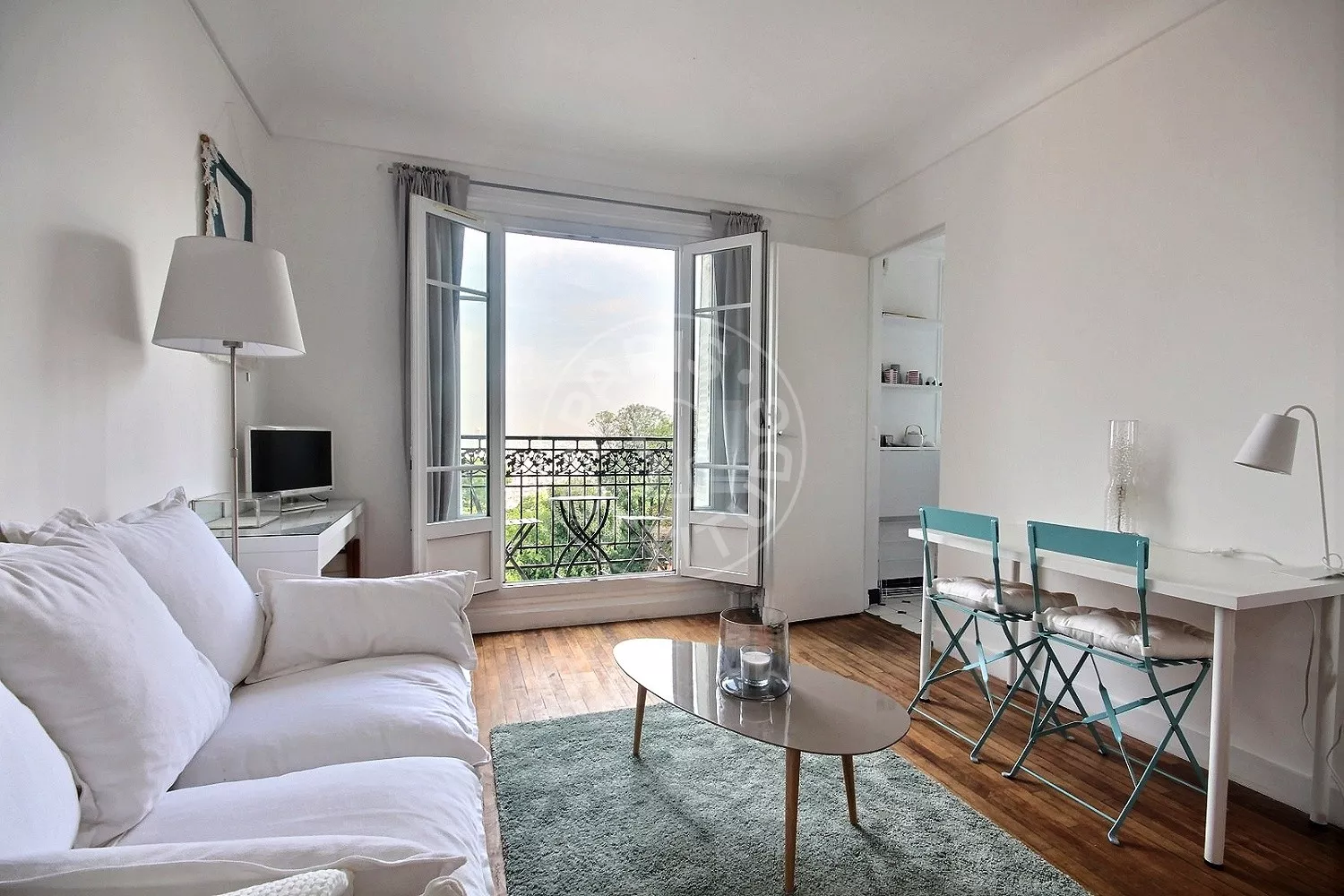 Appartement Rue Cortot à Paris