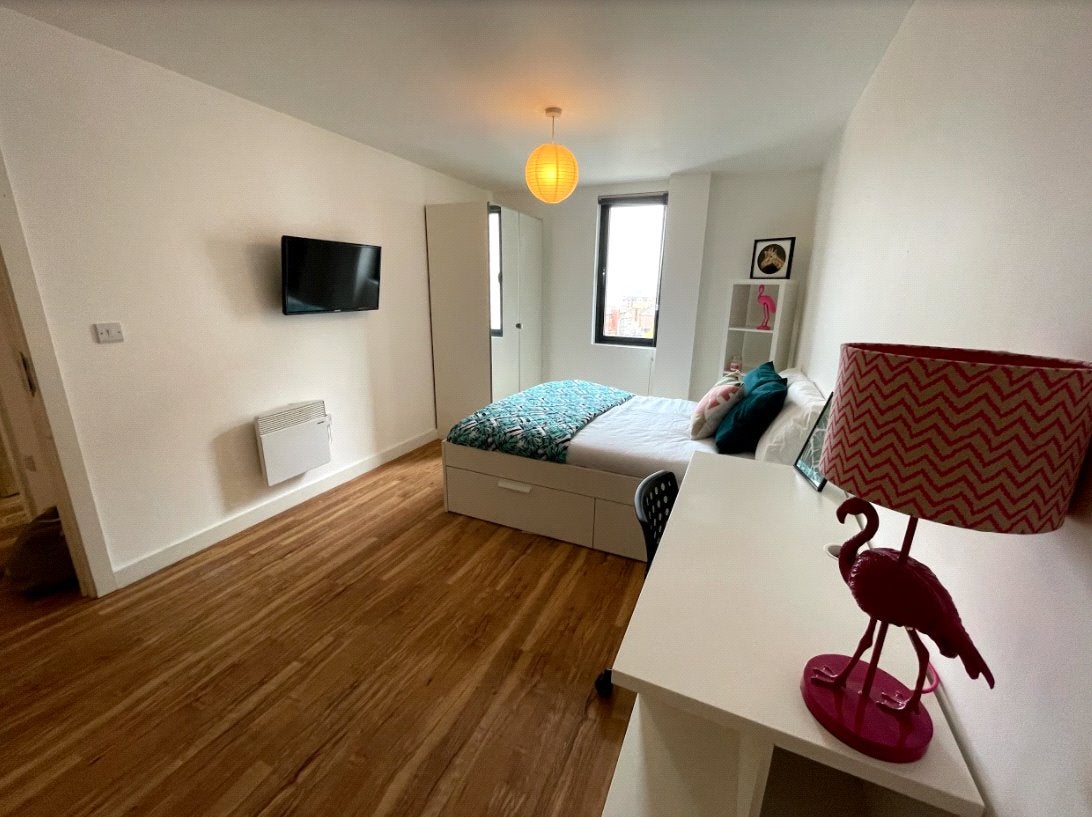 Flat Stanhope Street in Liverpool