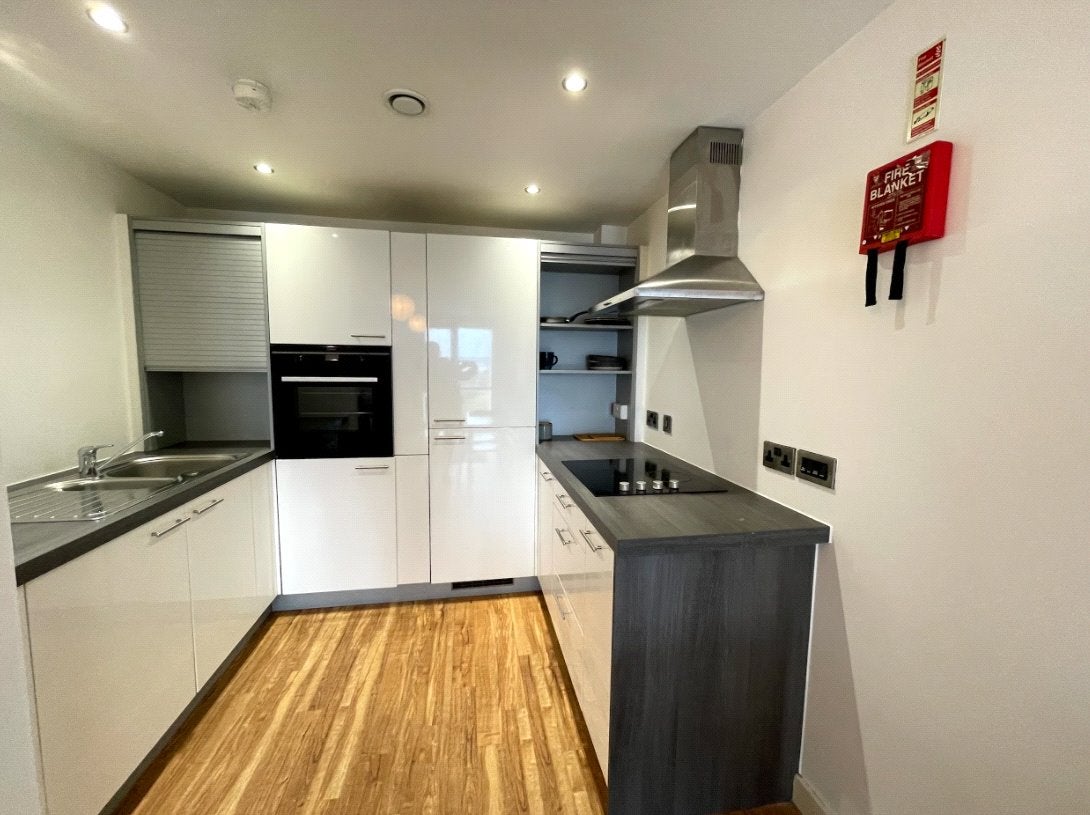 Flat Stanhope Street in Liverpool