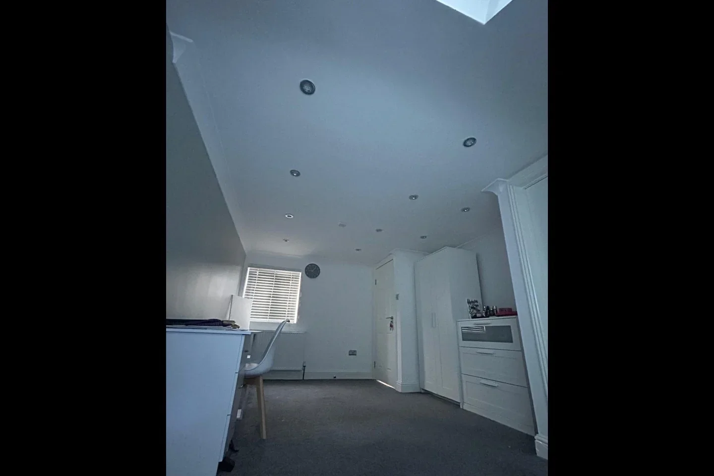 Room Capworth Street in Greater London
