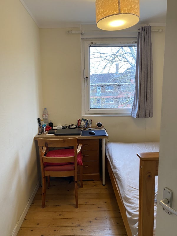 Room Cottesbrook Street in Greater London