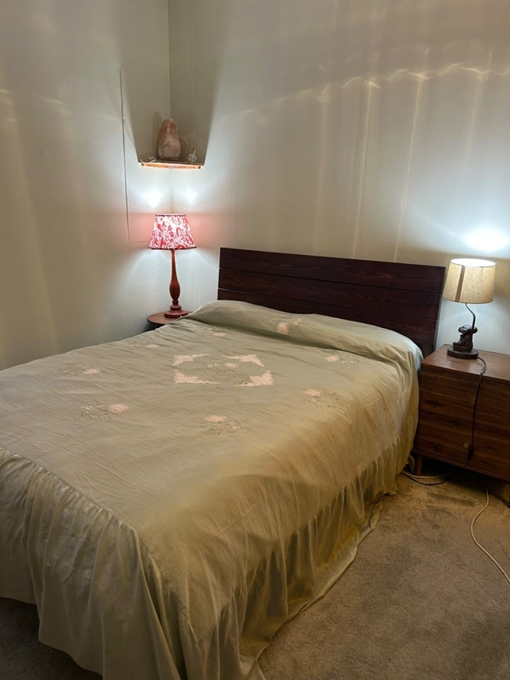 Room Courtney Road in Greater London