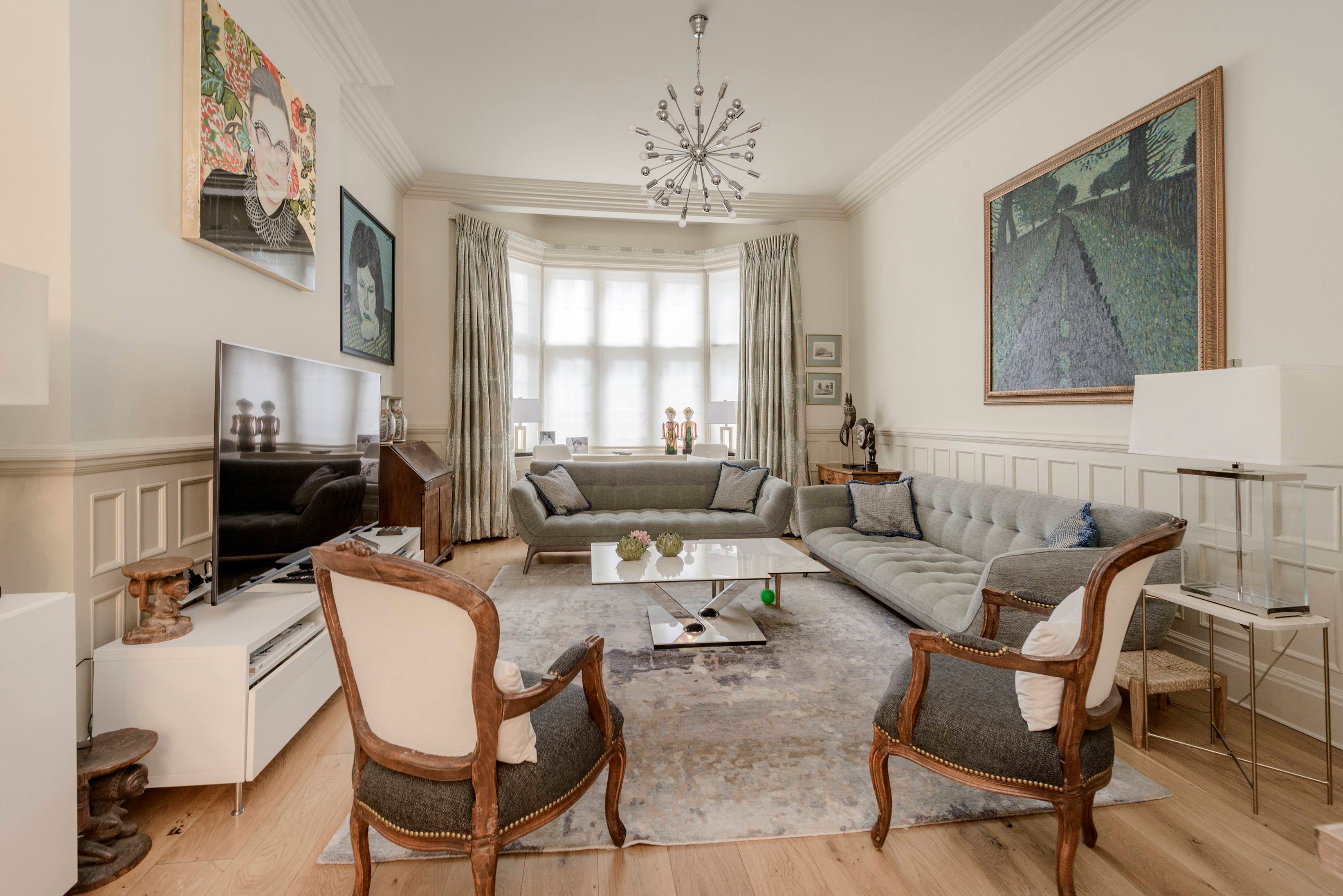 Flat Hornton Street in Greater London
