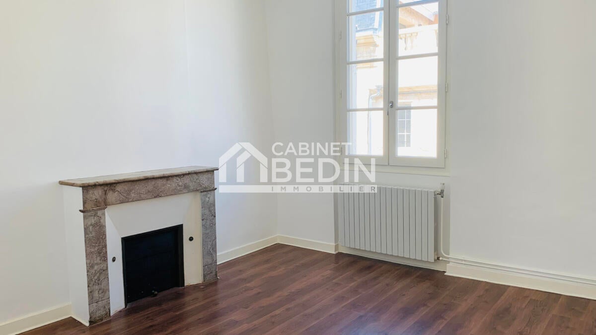 Appartement Avenue Général de Gaulle à Arveyres
