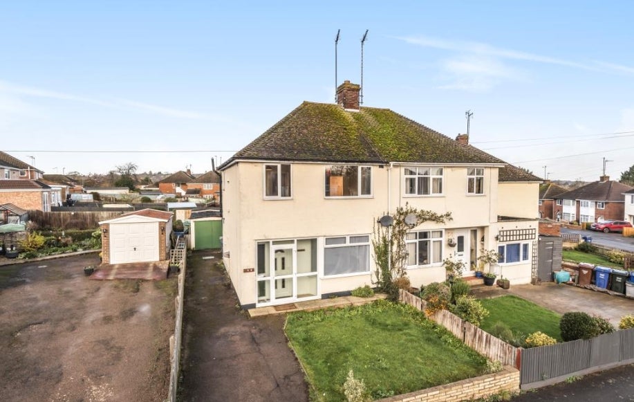 House Pinhill Road in Cherwell District