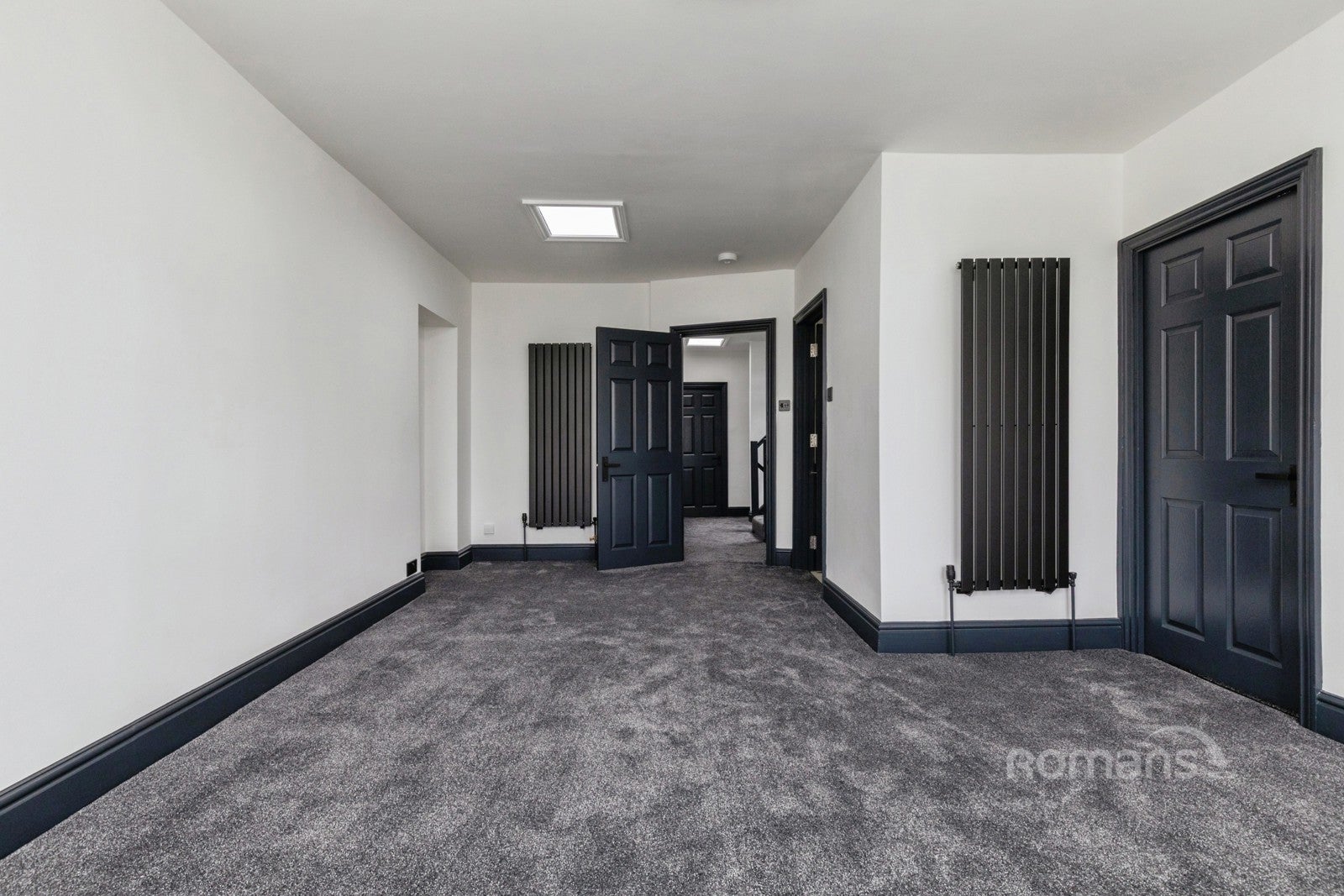 Flat Clifton Park Road in Bristol