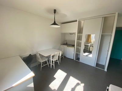 Chambre Rue Louis Aragon à Valence