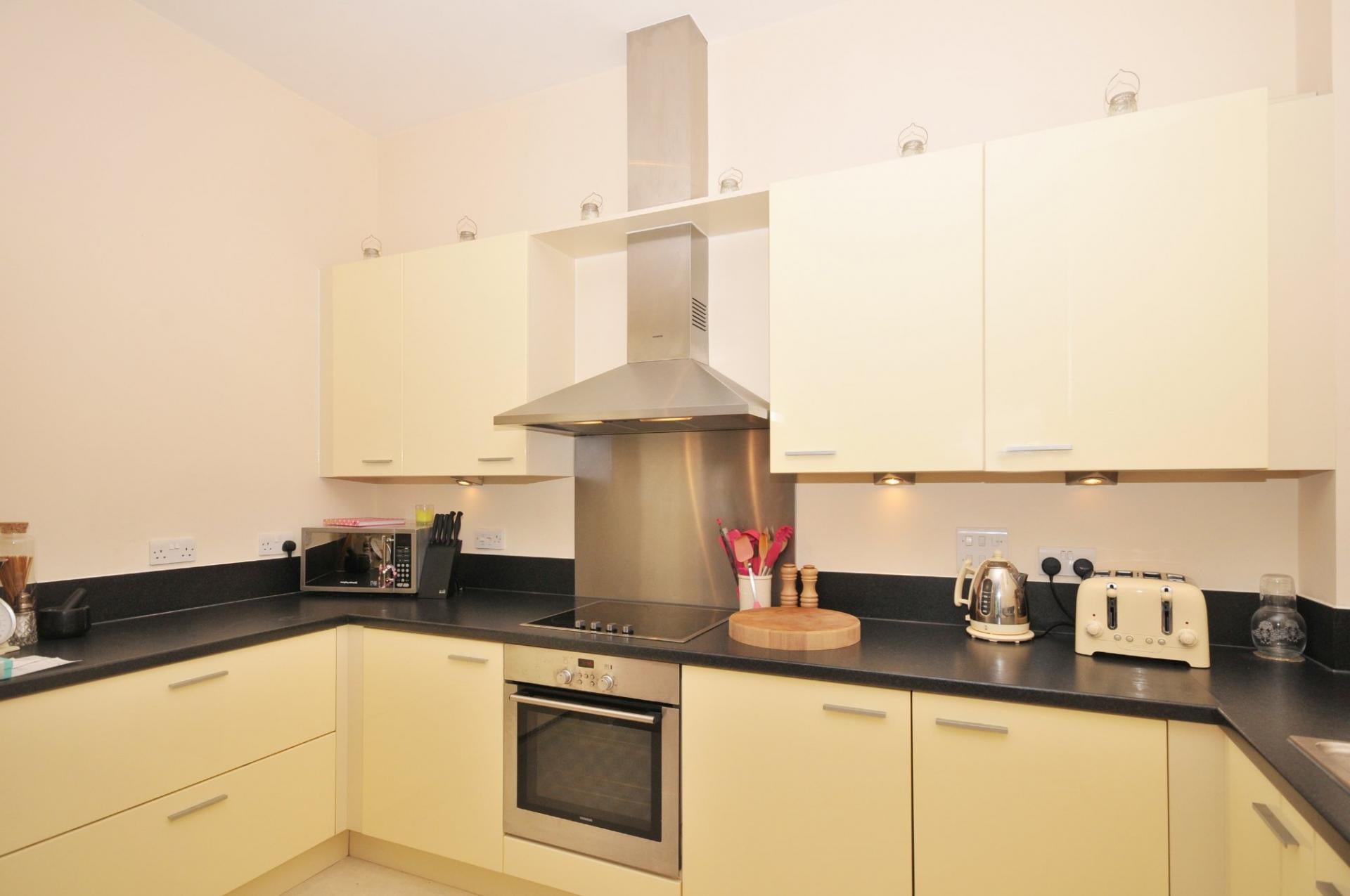 Flat Culverden Park Road in Tunbridge Wells
