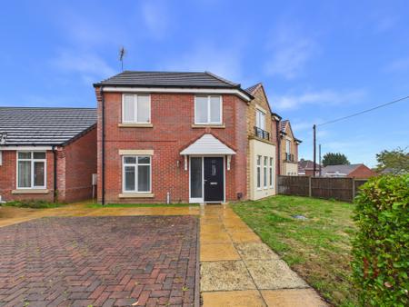 House Highfield Avenue in Shirebrook
