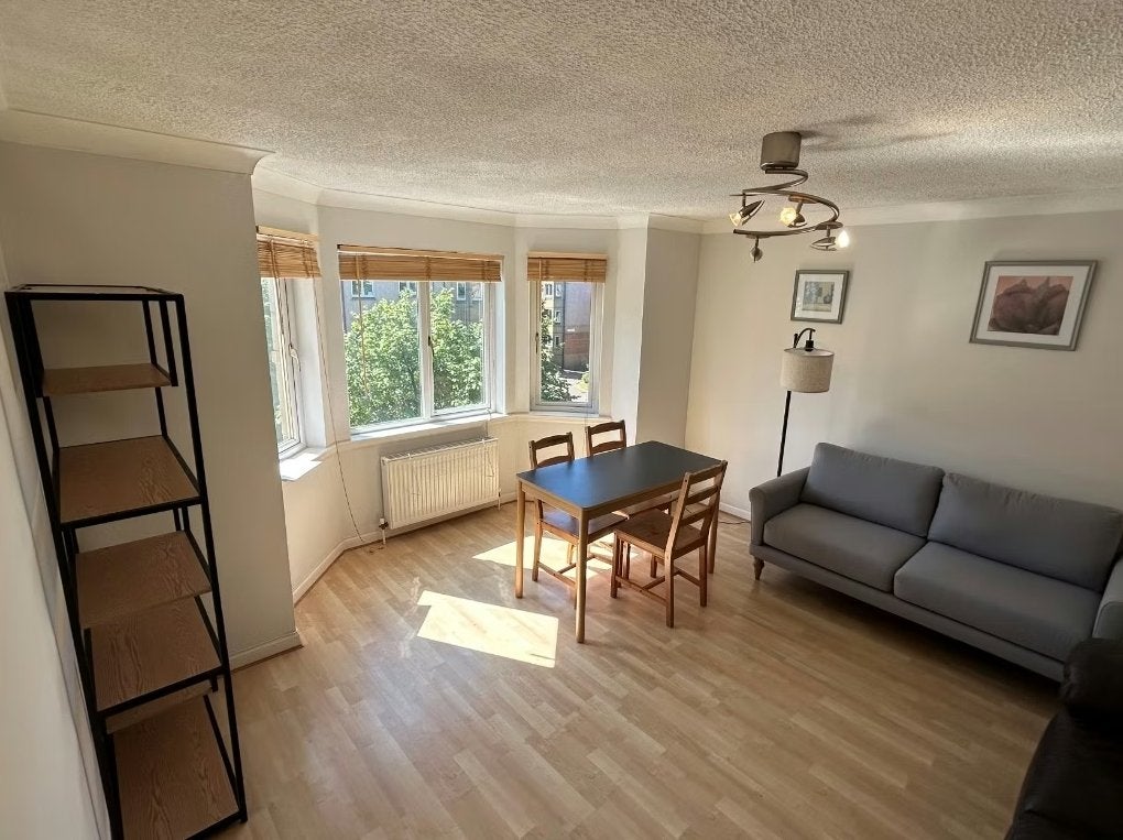 Flat Easter Dalry Drive in City of Edinburgh