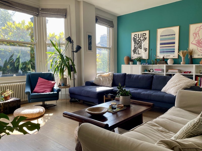 Room Devonport Road in Greater London