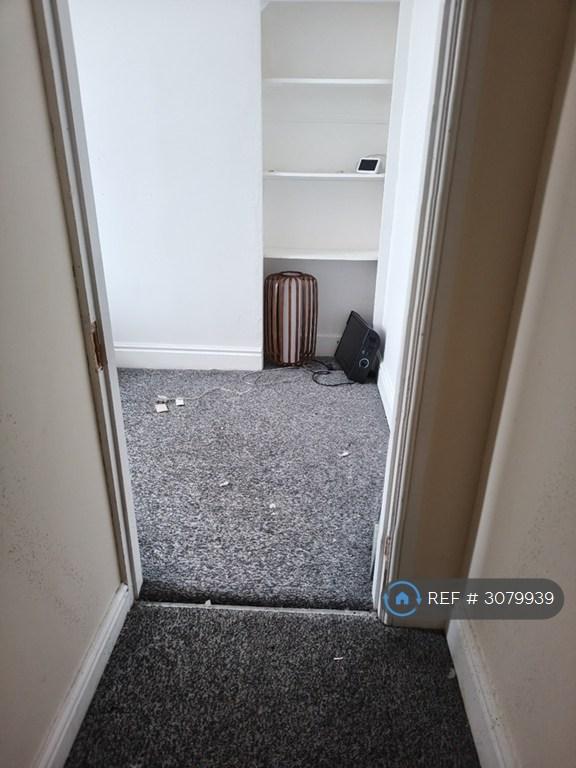 Room Aberdeen Street in Hull