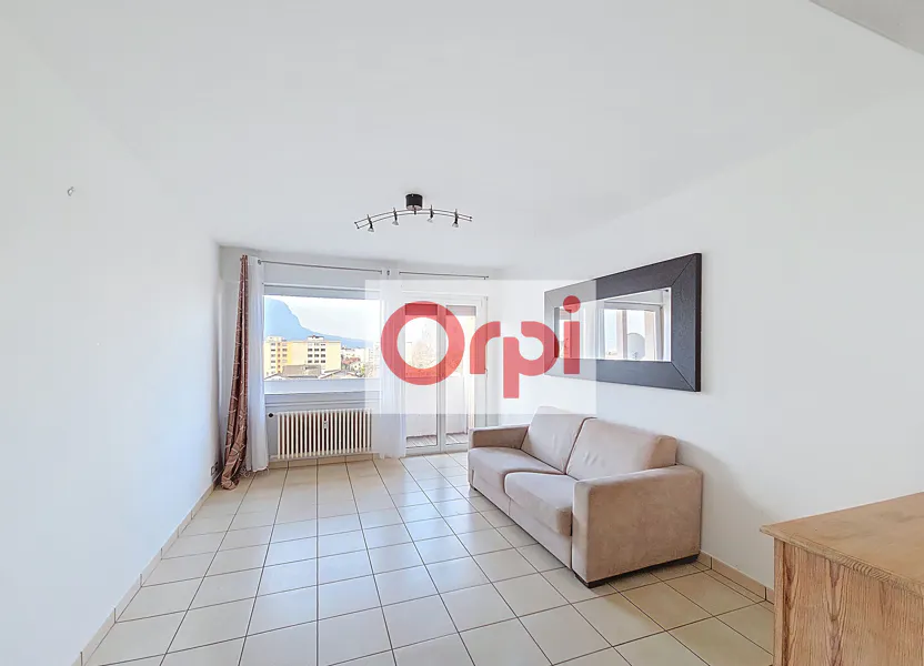 Appartement Rue du 18 Août à Gaillard