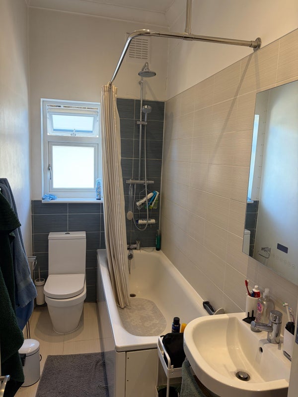 Room Cavendish Road in Greater London
