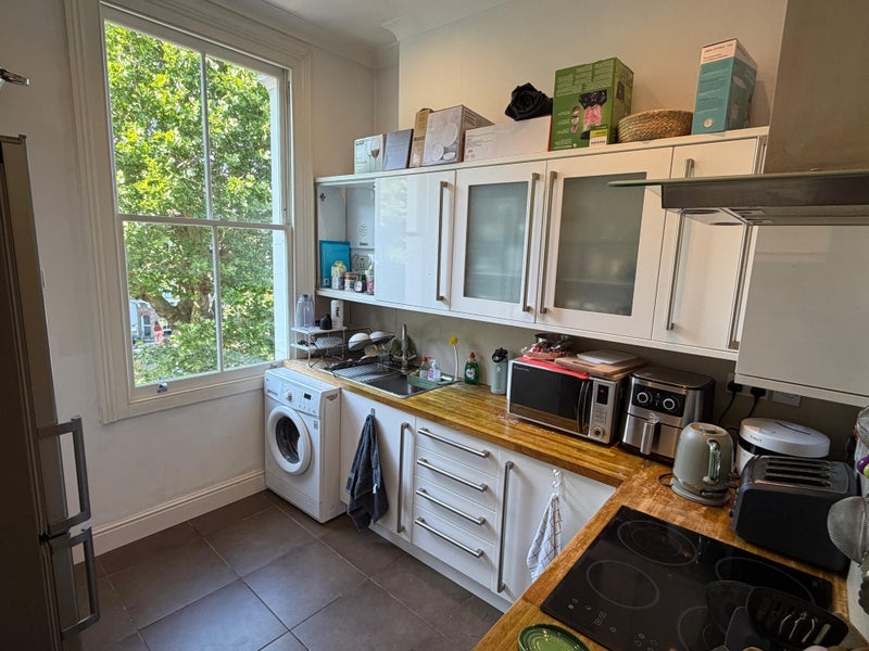 Room Cavendish Road in Greater London