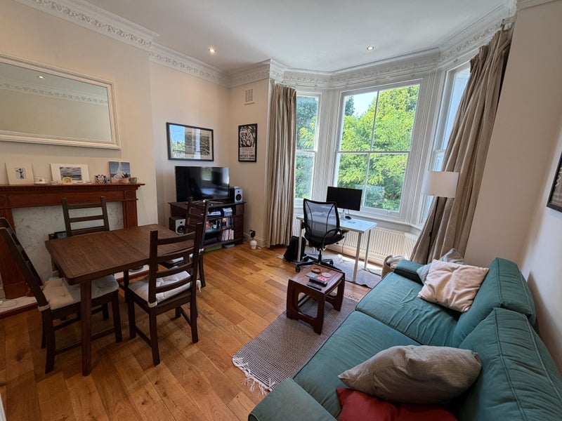Room Cavendish Road in Greater London