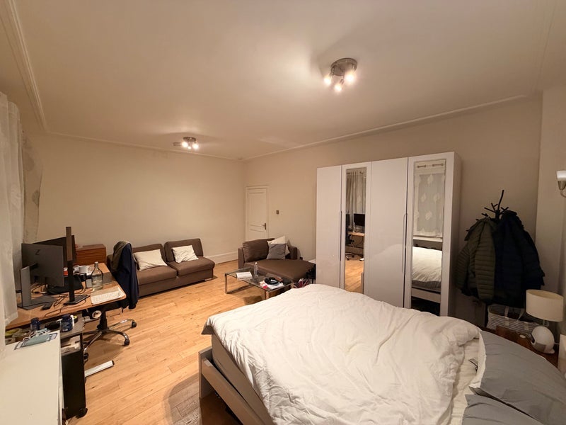 Room Upper Berkeley Street in City of Westminster