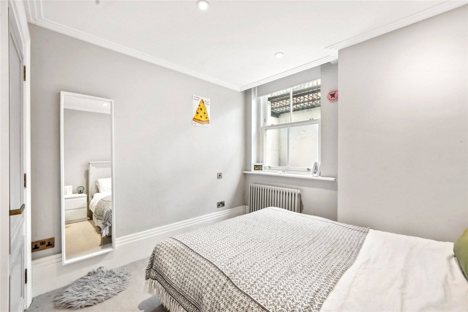 Flat East Hill in Greater London