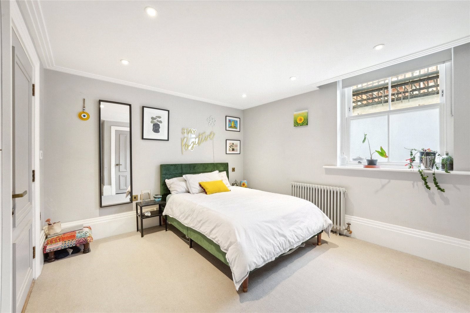 Flat East Hill in Greater London